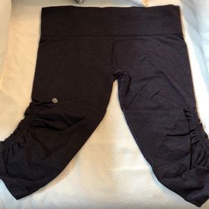 Lululemon Capri pants - purple